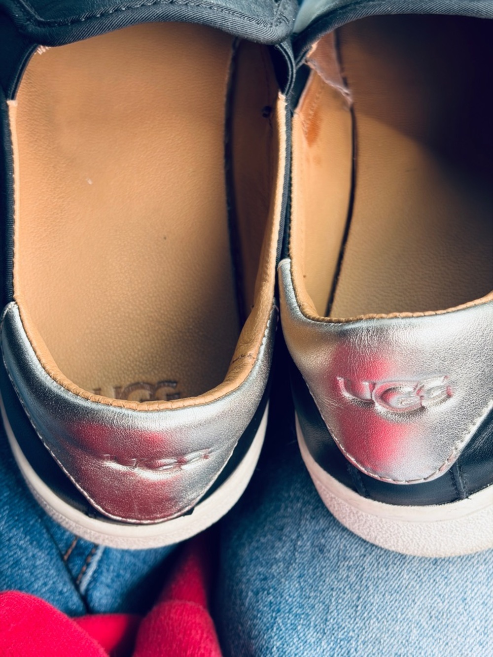 Ugg Leather Slip On Shoes - Picture 4 of 5